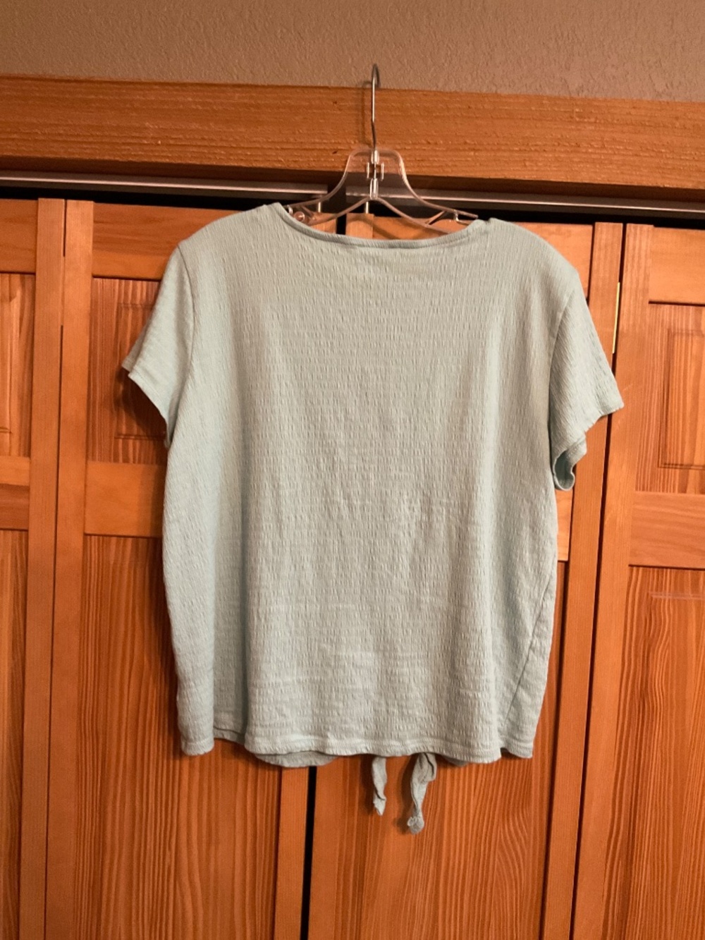 Ladies top - Picture 2 of 4